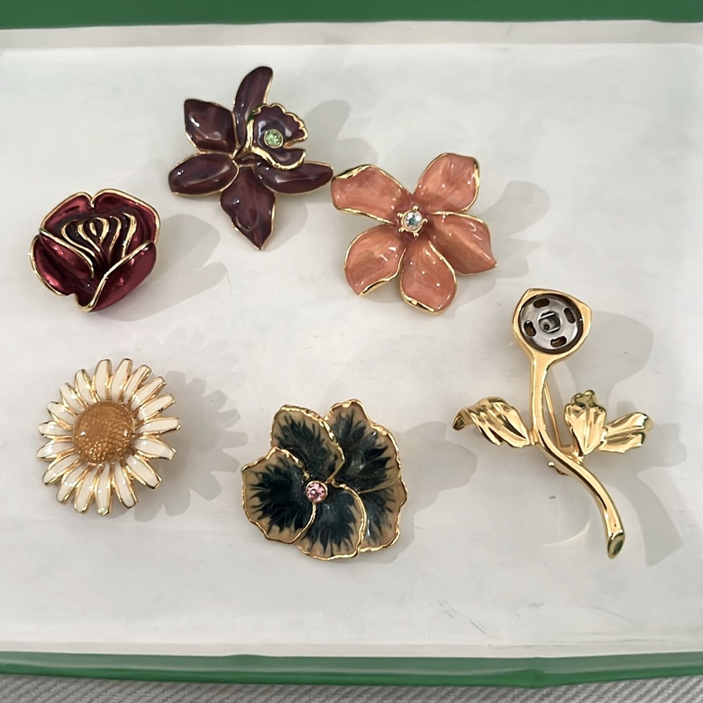 VINTAGE Joan Rivers pin set interchangeable Flower Collection - Picture 3 of 6